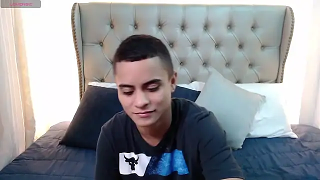 Snapshot of Liiamthompson chatting on July 13, 12:15 pm Liiamthompson online show from July 13, 12:15 pm