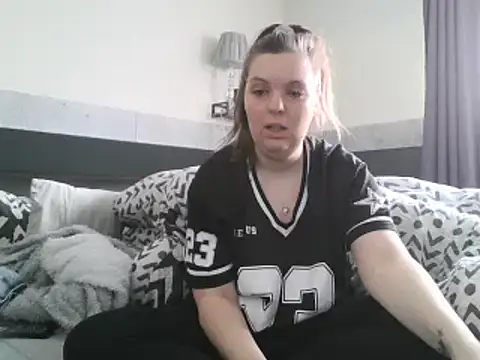 Demi WelshX online show from March 13, 10:57 am