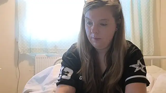 Demi WelshX online show from October 20, 8:37 am