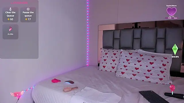 SofiArias online show from May 11, 11:57 pm