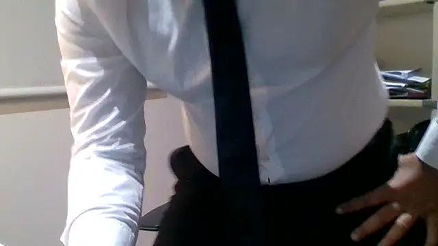 66MA69 online show from October 25, 5:39 am