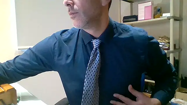 66MA69 online show from February 4, 2:12 pm