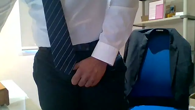 66MA69 online show from March 22, 8:05 am