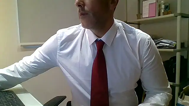 66MA69 online show from April 13, 6:12 pm