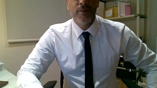 66MA69 online show from October 26, 6:36 am