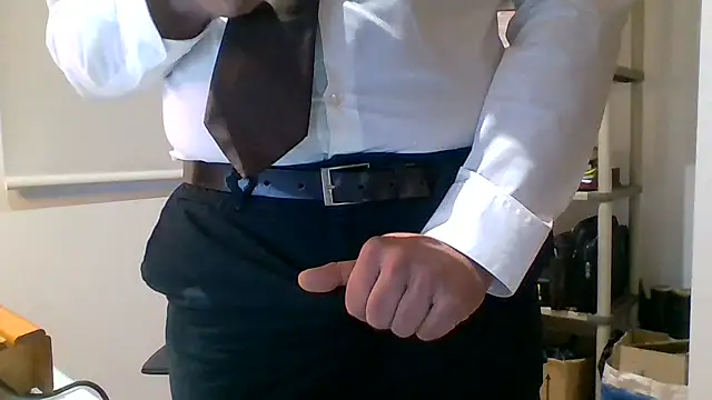 66MA69 online show from December 18, 4:33 pm