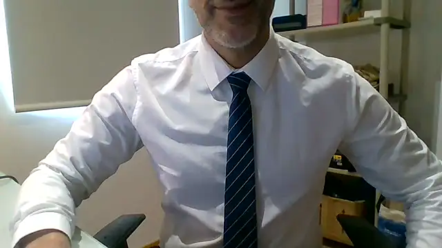 66MA69 online show from February 6, 2:35 pm