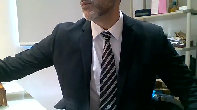 66MA69 online show from March 1, 8:14 am