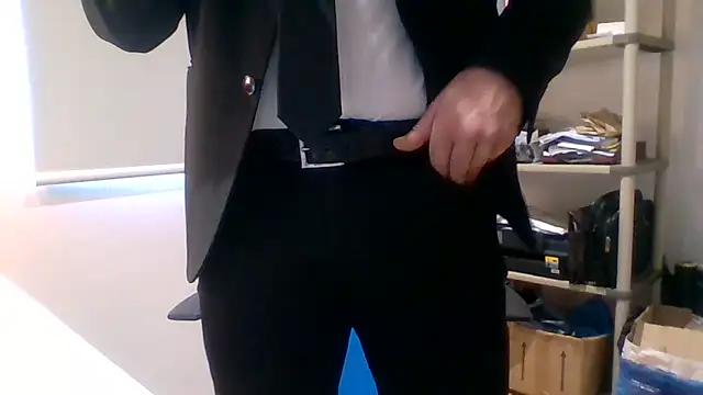 66MA69 online show from February 12, 1:22 pm