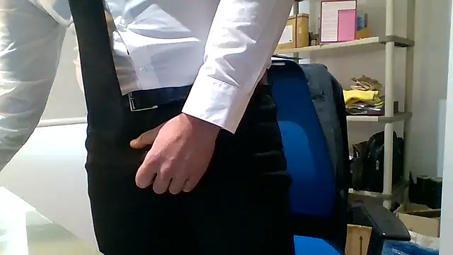 66MA69 online show from November 28, 3:45 pm