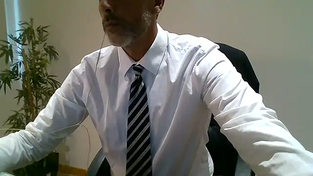 Snapshot of 66MA69 chatting on June 6, 5:07 pm 66MA69 online show from June 6, 5:07 pm