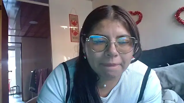 viccky vick online show from March 14, 10:16 pm