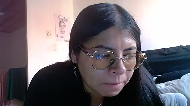 Snapshot of viccky_vick chatting on June 21, 9:09 pm viccky vick online show from June 21, 9:09 pm