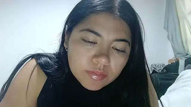 viccky vick online show from April 13, 10:25 pm