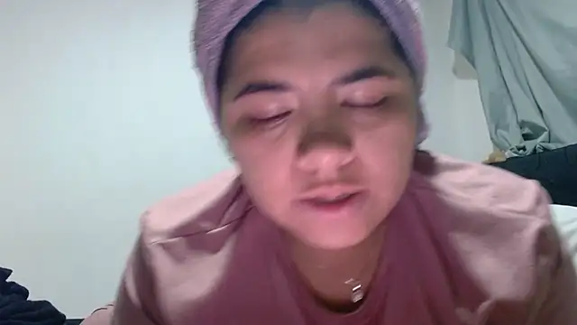 viccky vick online show from April 21, 2:03 am