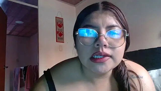 viccky vick online show from March 9, 10:13 pm