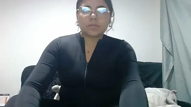 Snapshot of viccky_vick chatting on June 11, 1:16 am viccky vick online show from June 11, 1:16 am