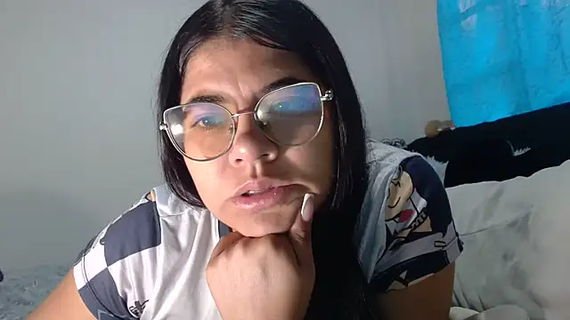 Snapshot of viccky_vick chatting on July 18, 12:58 pm viccky vick online show from July 18, 12:58 pm