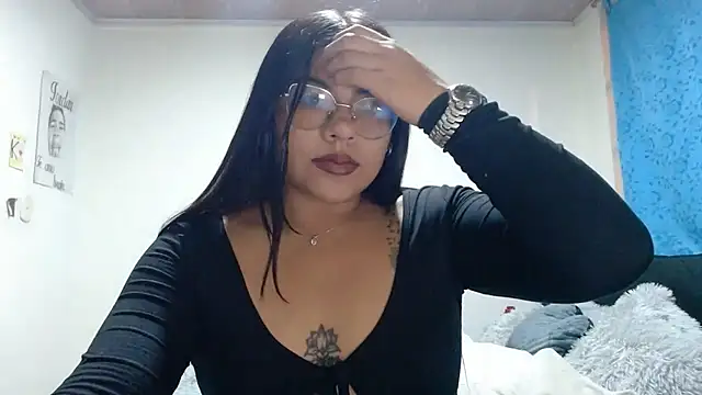 Snapshot of viccky_vick chatting on July 20, 12:40 am viccky vick online show from July 20, 12:40 am