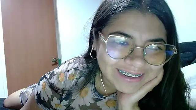 viccky vick online show from January 8, 1:11 am