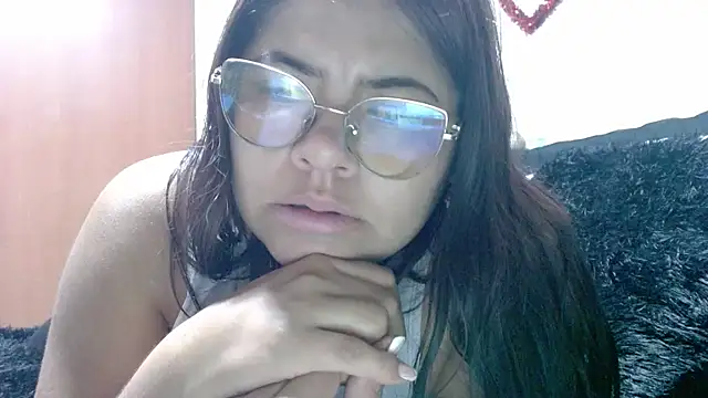 viccky vick online show from February 26, 2:33 am