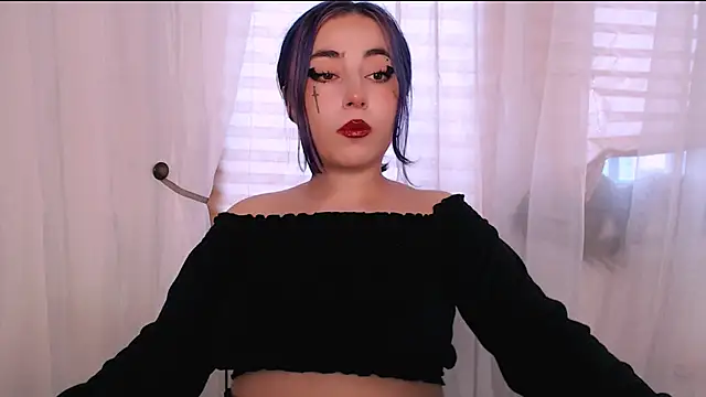 Snapshot of purplewitch chatting on September 25, 4:40 am purplewitch online show from September 25, 4:40 am