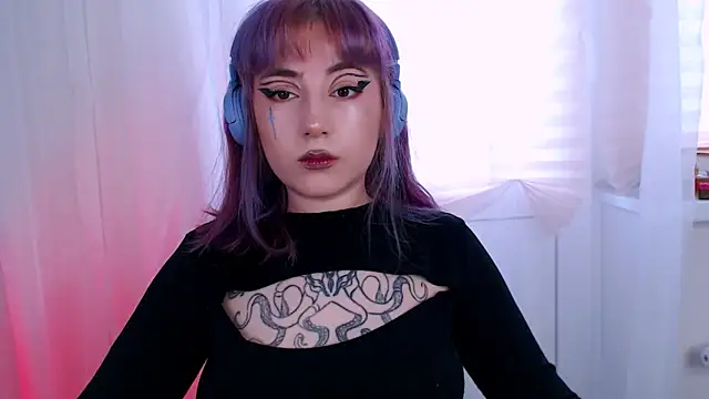 purplewitch online show from March 3, 11:17 am