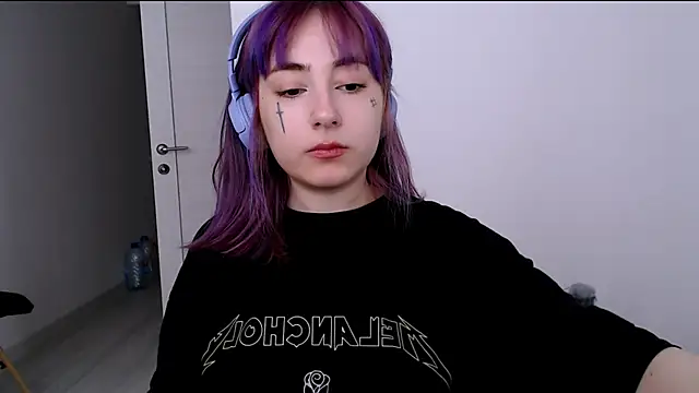 purplewitch online show from March 4, 7:38 am