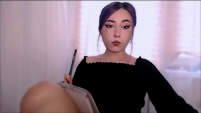 Snapshot of purplewitch chatting on November 8, 5:44 am purplewitch online show from November 8, 5:44 am