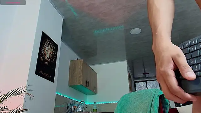 Dwayne Brown online show from February 8, 7:11 pm