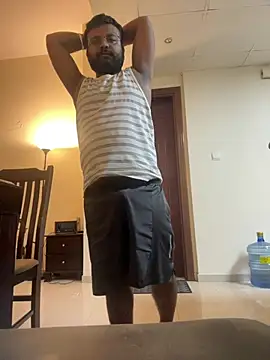 SoloChill online show from April 1, 11:45 pm