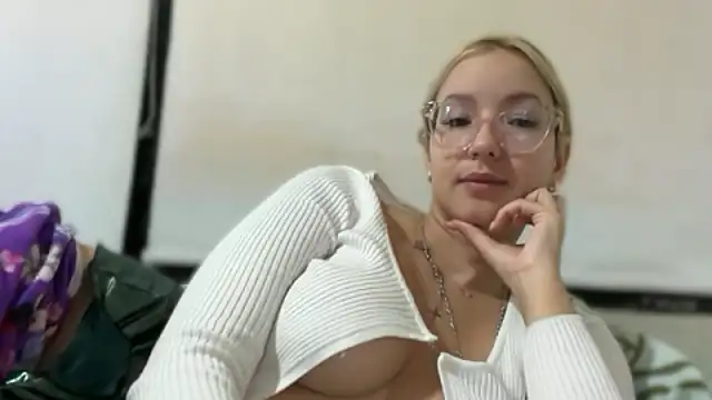 Mermaid-hana online show from March 24, 2:22 am