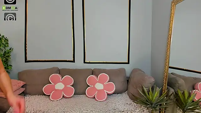 Anya-Ray online show from February 23, 12:39 pm