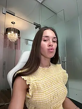 Anya-Ray online show from July 13, 11:20 am