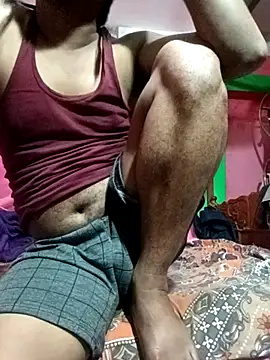 Snapshot of romantictubai chatting on October 13, 6:20 pm romantictubai online show from October 13, 6:20 pm