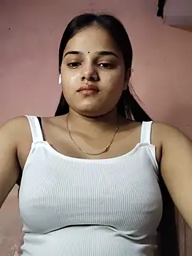 Snapshot of RAYI_123 chatting on July 8, 1:56 pm RAYI 123 online show from July 8, 1:56 pm