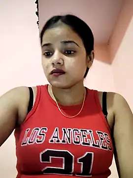 Snapshot of RAYI_123 chatting on December 23, 6:12 am RAYI 123 online show from December 23, 6:12 am