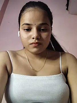 Snapshot of RAYI_123 chatting on May 21, 2:47 pm RAYI 123 online show from May 21, 2:47 pm