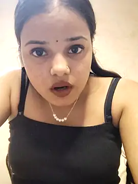 Snapshot of RAYI_123 chatting on April 19, 2:51 pm RAYI 123 online show from April 19, 2:51 pm