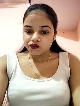 Snapshot of RAYI_123 chatting on December 18, 5:45 am RAYI 123 online show from December 18, 5:45 am