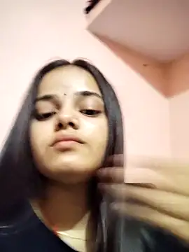 Snapshot of RAYI_123 chatting on May 14, 8:44 am RAYI 123 online show from May 14, 8:44 am