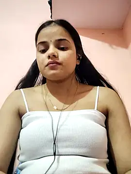 Snapshot of RAYI_123 chatting on February 7, 2:25 pm RAYI 123 online show from February 7, 2:25 pm