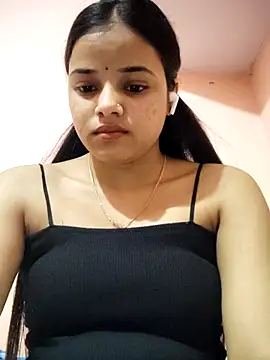 Snapshot of RAYI_123 chatting on March 3, 5:47 am RAYI 123 online show from March 3, 5:47 am