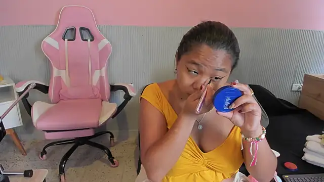 yeikafoxy online show from February 10, 11:31 am