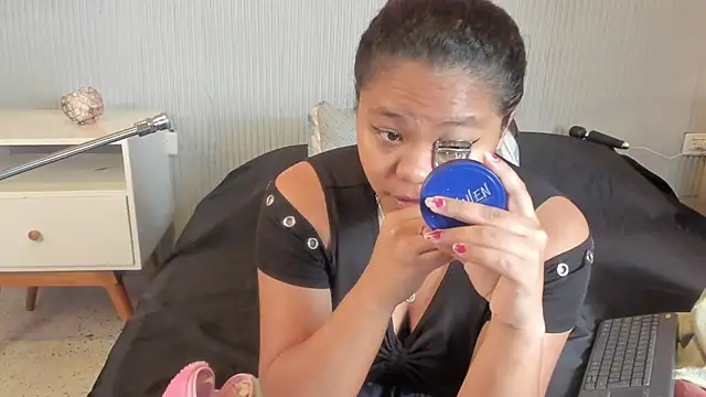 yeikafoxy online show from January 7, 11:04 am