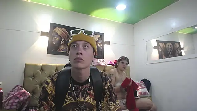 SimonAndJocelyn online show from September 19, 4:00 pm