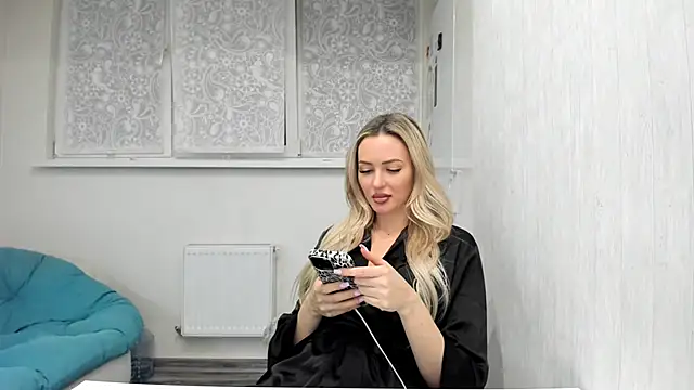 Snapshot of juciepussy_ chatting on September 8, 9:03 pm juciepussy online show from September 8, 9:03 pm