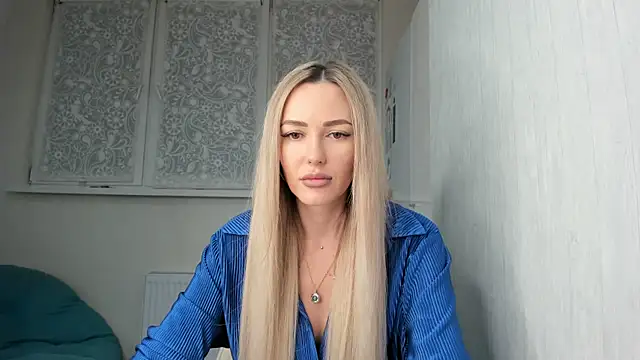Snapshot of juciepussy_ chatting on March 19, 7:06 pm juciepussy online show from March 19, 7:06 pm
