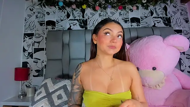 LucyRosse online show from April 20, 11:24 am