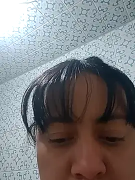 Snapshot of alexandraluv chatting on October 8, 7:25 pm alexandraluv online show from October 8, 7:25 pm